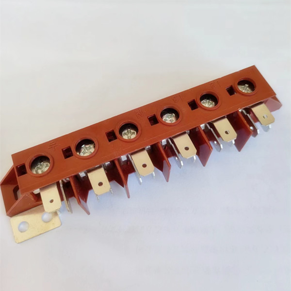 কীভাবে উচ্চ-ঘনত্বের টার্মিনাল বক্সগুলি স্থান-নিরোধক ইনস্টলেশন চ্যালেঞ্জগুলি সমাধান করে?